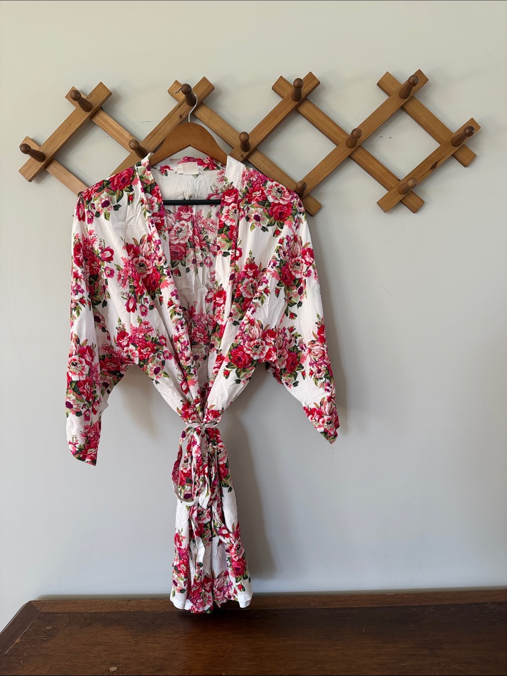 White cotton floral robe